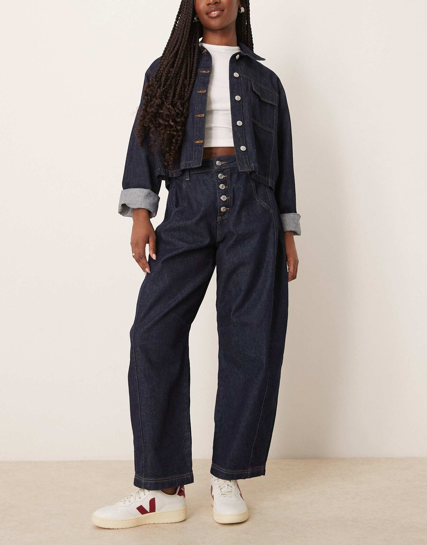 Cropped Barrel Leg Jean With Button Fly