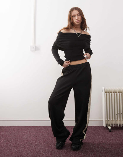 Scuba Lace Trim Jogger