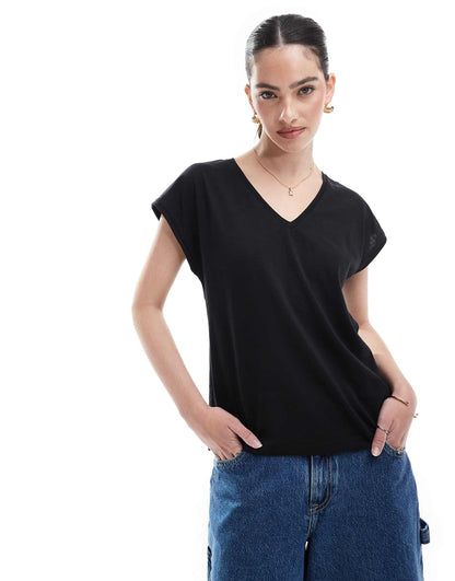 Relaxed Oversized V Neck T-Shirt