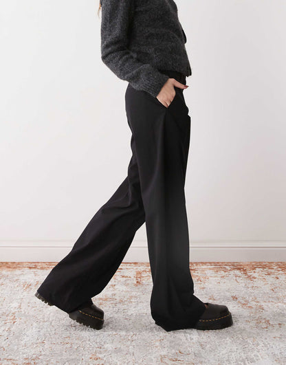 Wide Leg Tailored Trousers