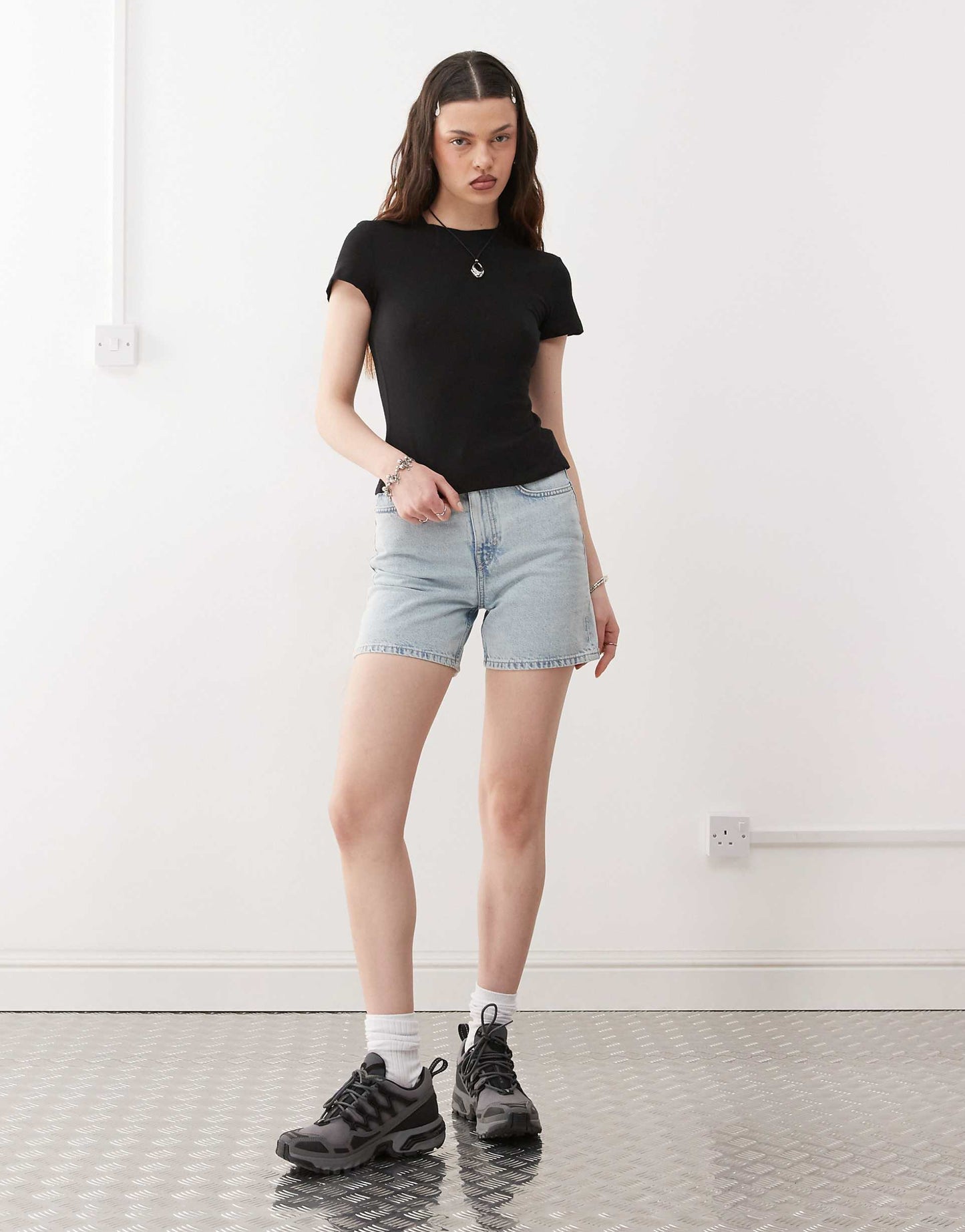 Linen Blend Fitted T-Shirt