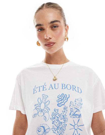 Oversized T-Shirt With Seashell  Graphic