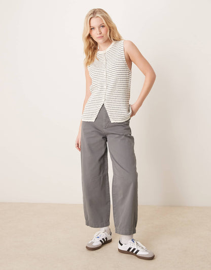 Arch Leg Trousers