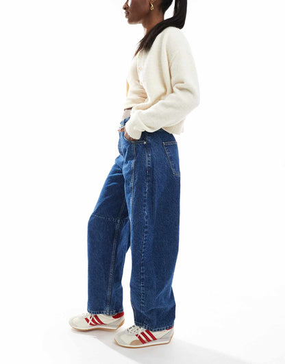 Oversized Crop Barrel Jean With Panels