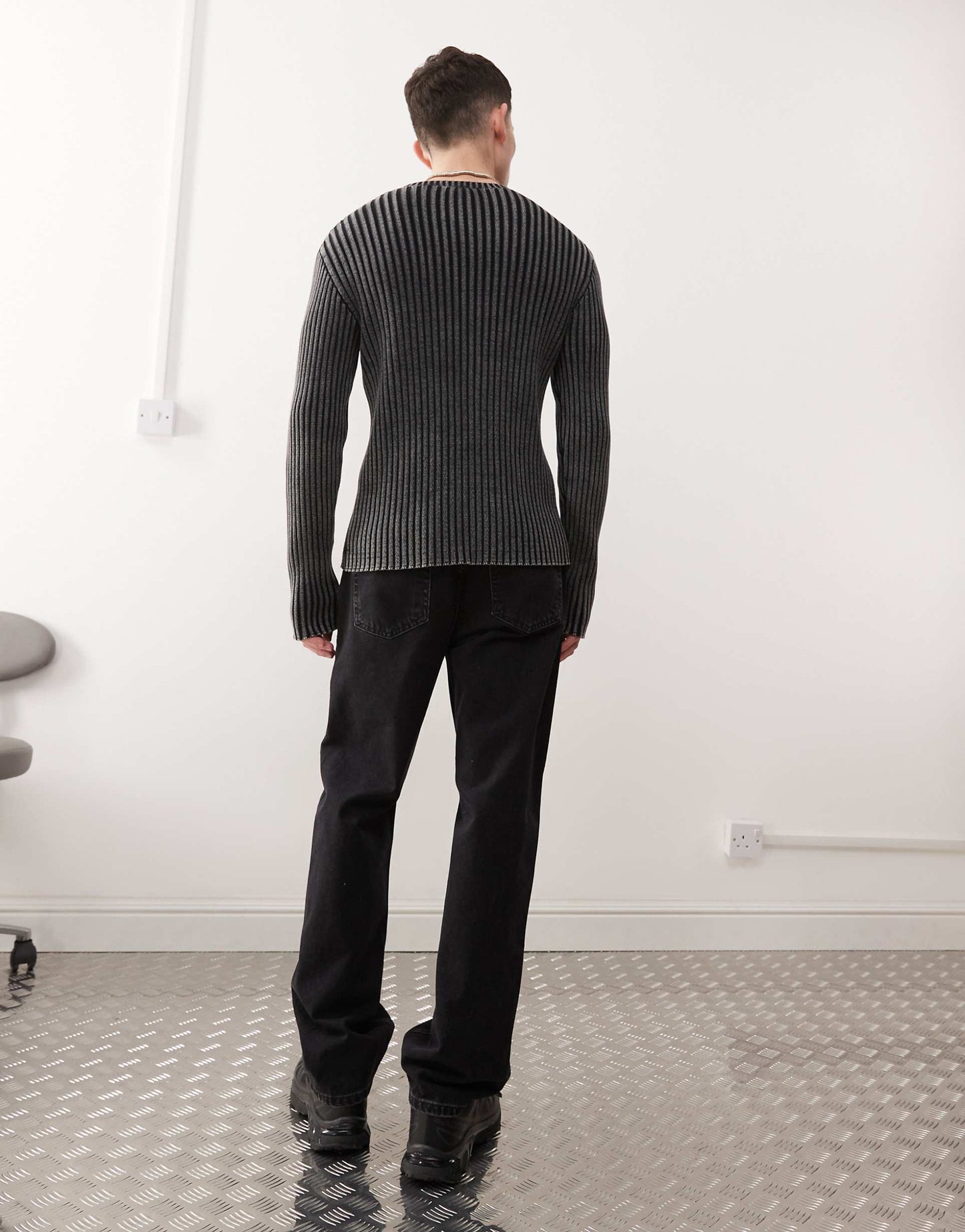 Relaxed Straight Leg Jeans