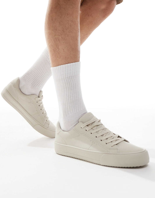 Retro Trainer