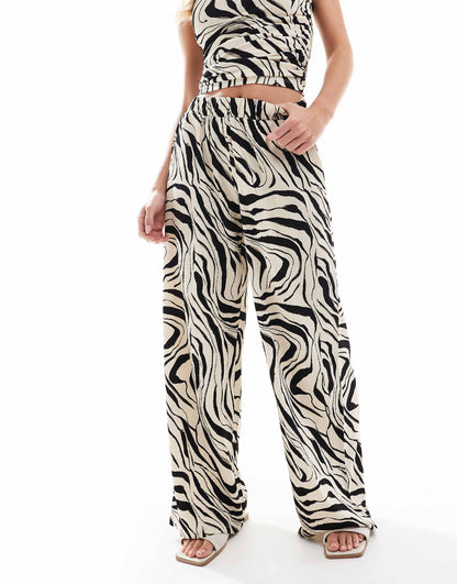 Petite Wide Leg Jersey Trouser Co-Ord