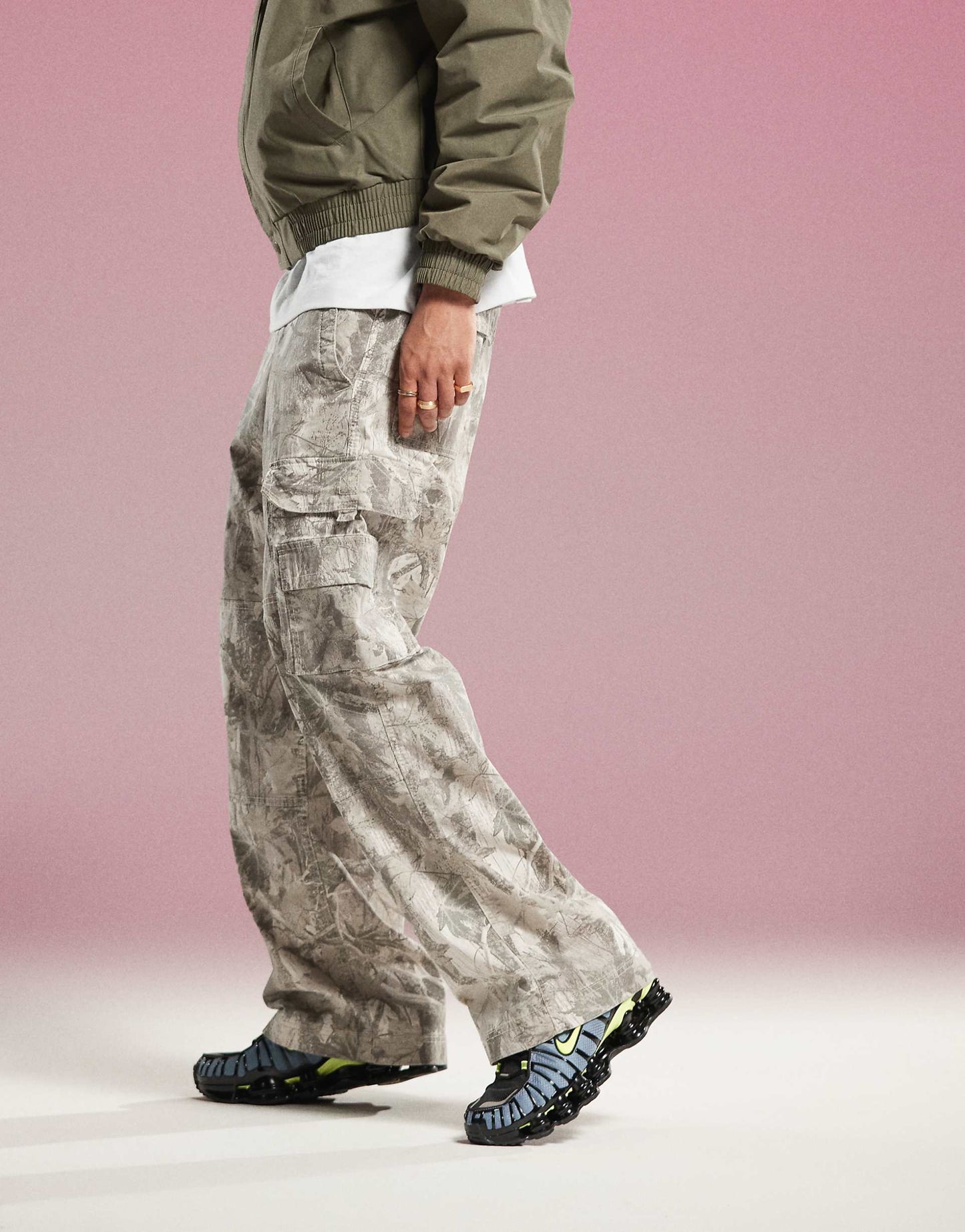 High Waist Super Baggy Cargo Trouser