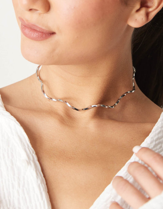 Torque Choker With Wave Design