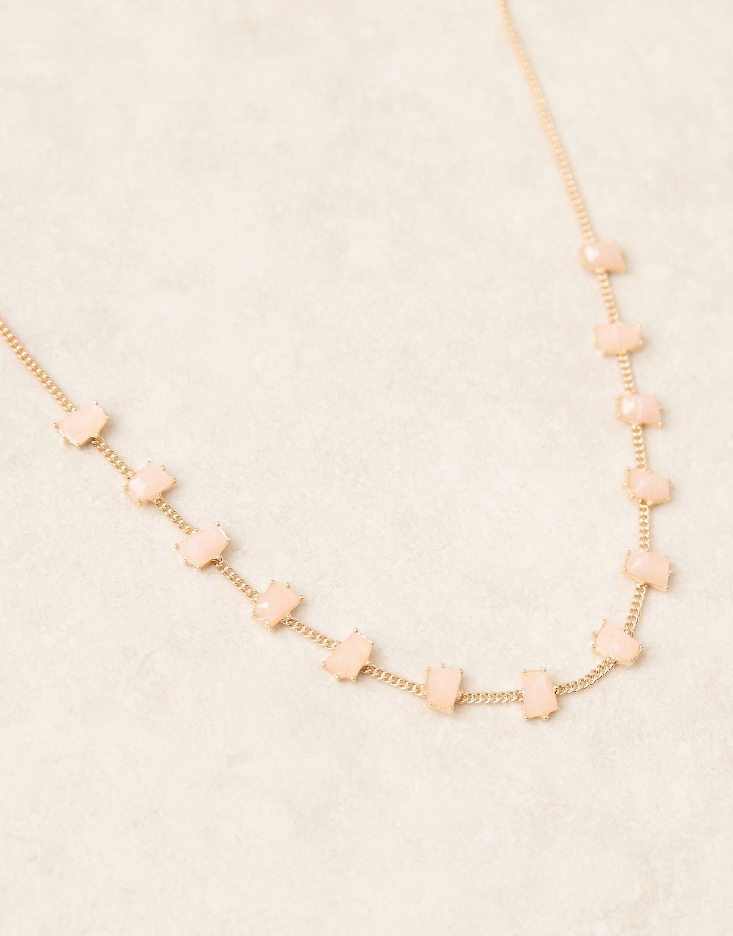 Short Necklace With Rose Quartz Semi Precious Detail