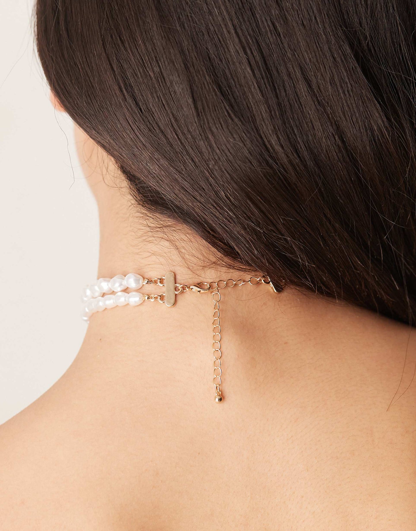 Choker Necklace With Faux Freshwater Pearl Layer Detail