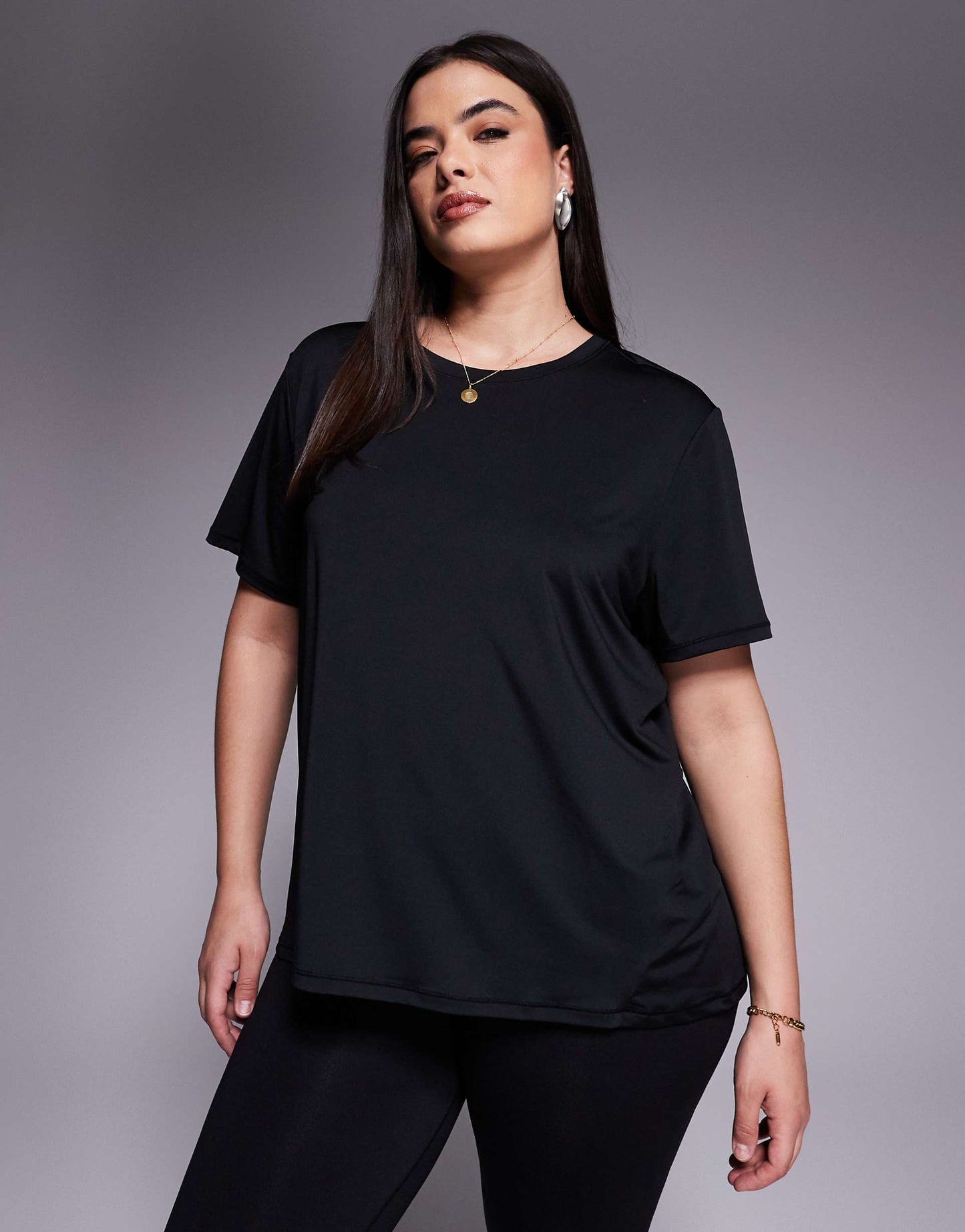 Curve Icon Performance T-Shirt With Quick Dry