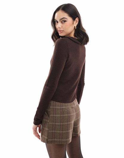 Peter Pan Collar Waffle Long Sleeve Top