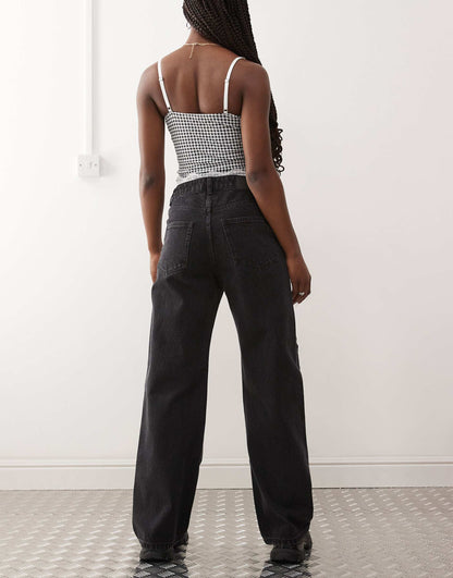 Missy Low Waist Loose Fit Jeans With Lace Cur Out Detail