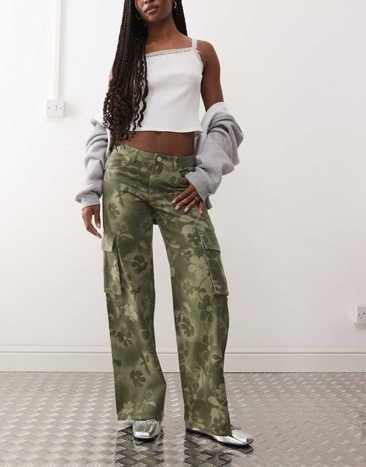 Cargo Trousers With Floral Print