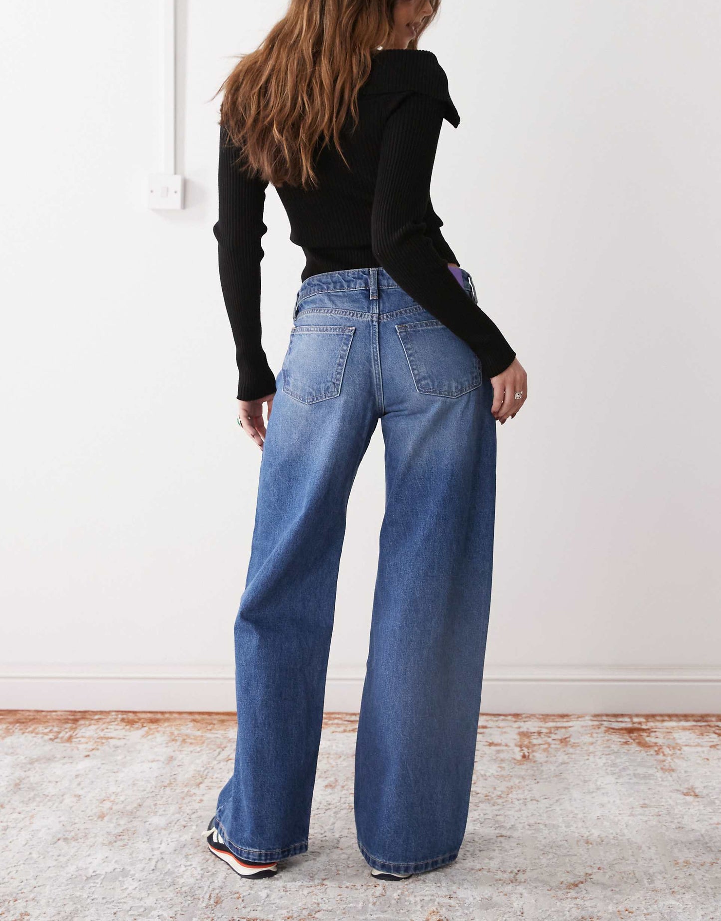 Imoo Low Waist Wide Leg Jeans