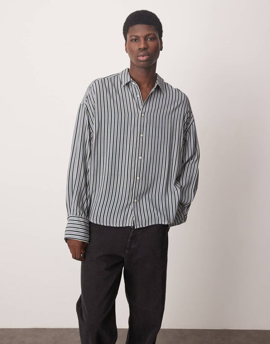 Volume Oversized Shirt With Baggy Sleeves