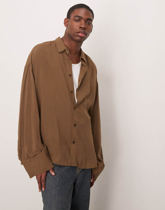 Volume Oversized Shirt With Baggy Sleeves