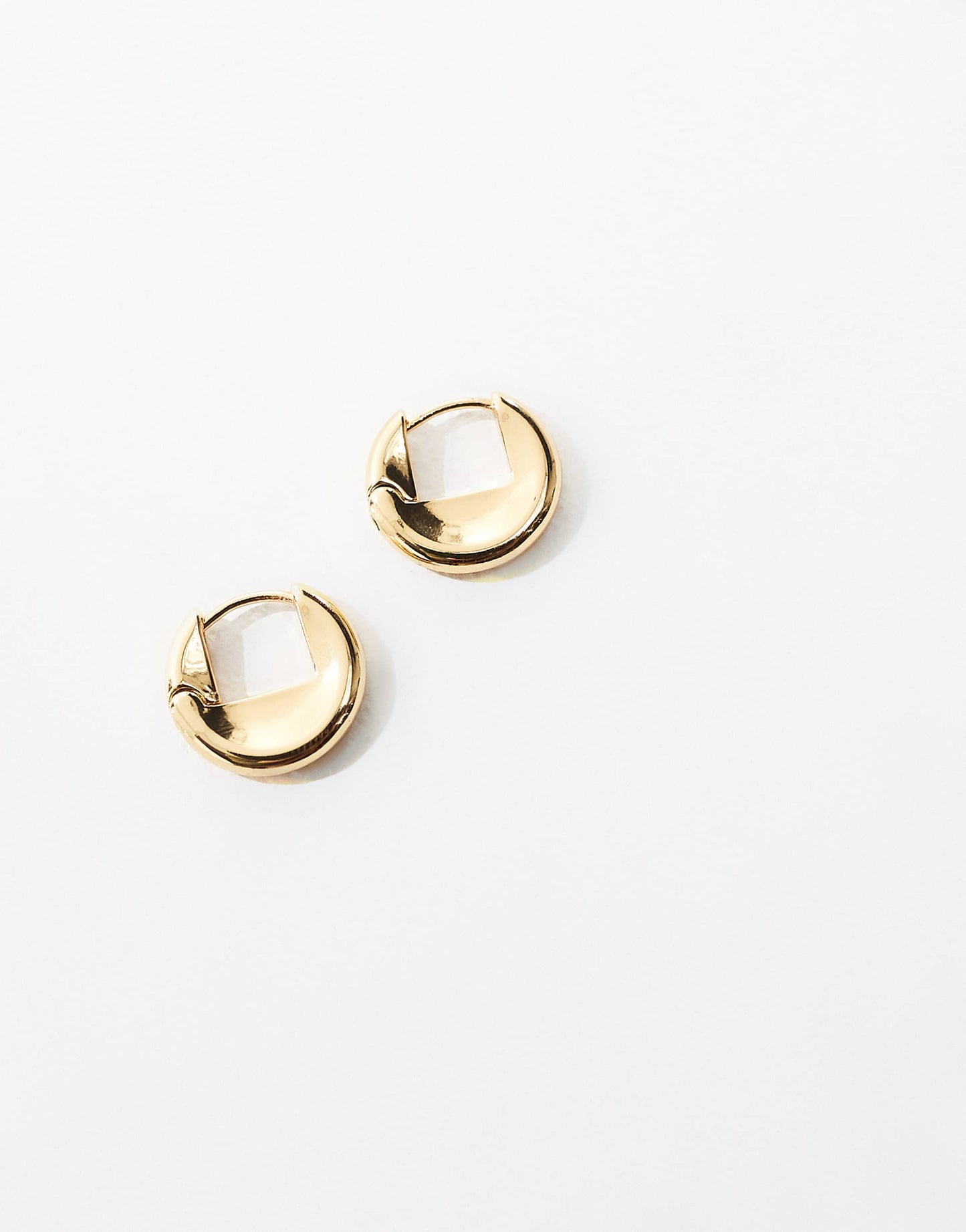 14K Gold Plated Hoop Earrings With Square Cut Out Detail