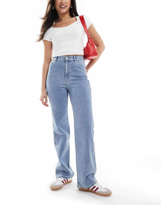 Moxy Straight Leg Jeans
