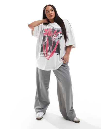 Curve Oversized T-Shirt With Flower Graphic