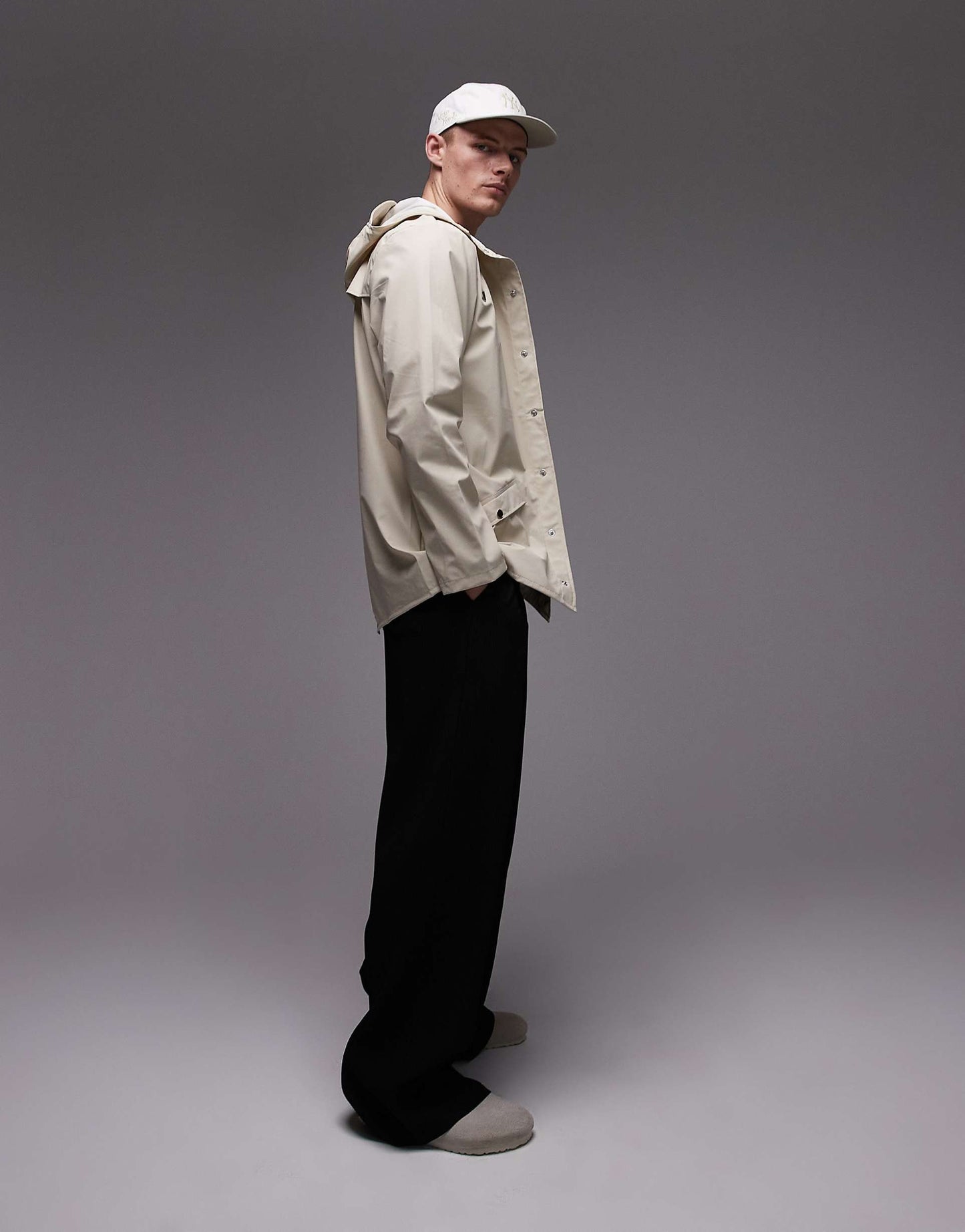 12010 Waterproof Short Jacket