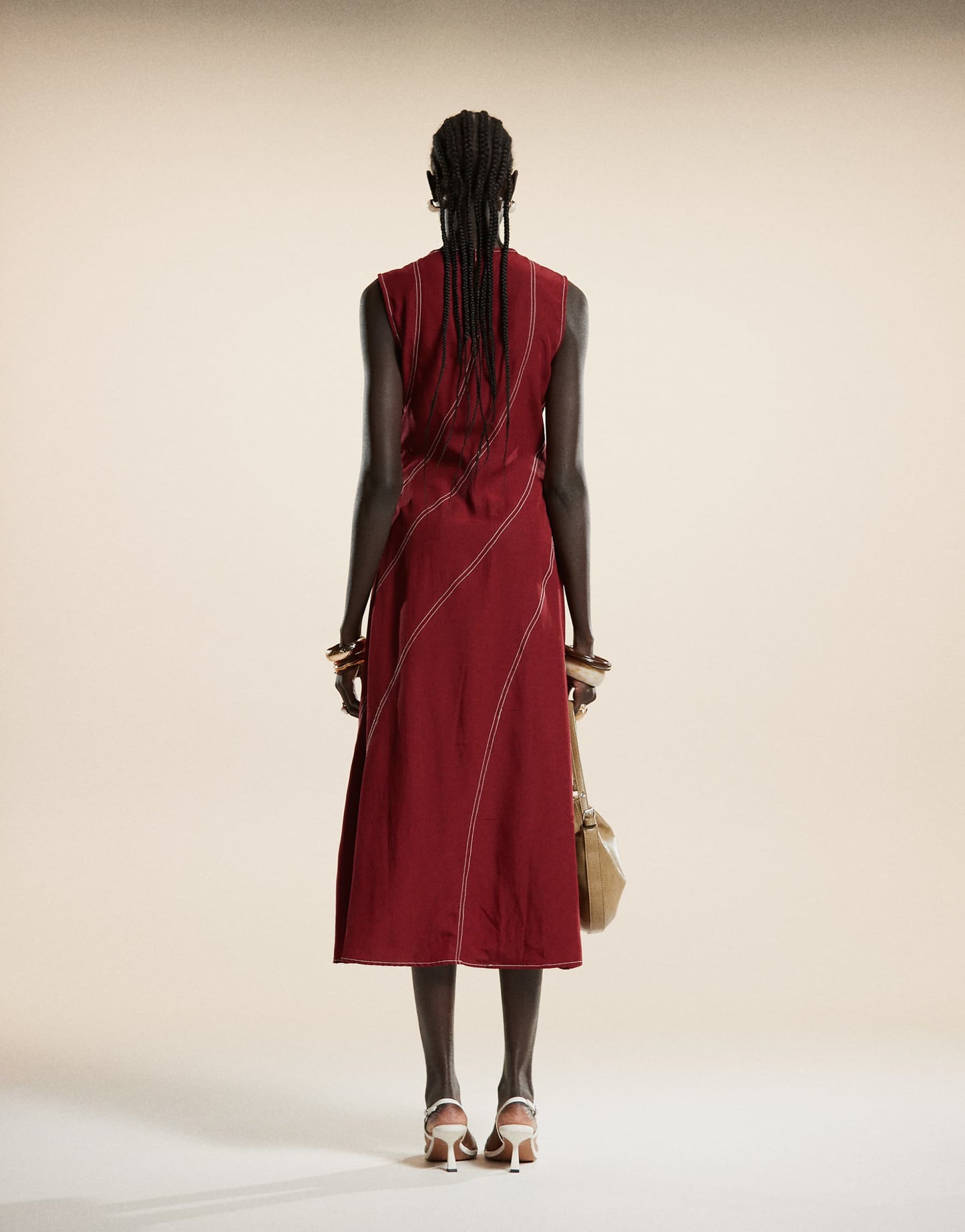 Curved Contrast Stitch Midaxi Dress
