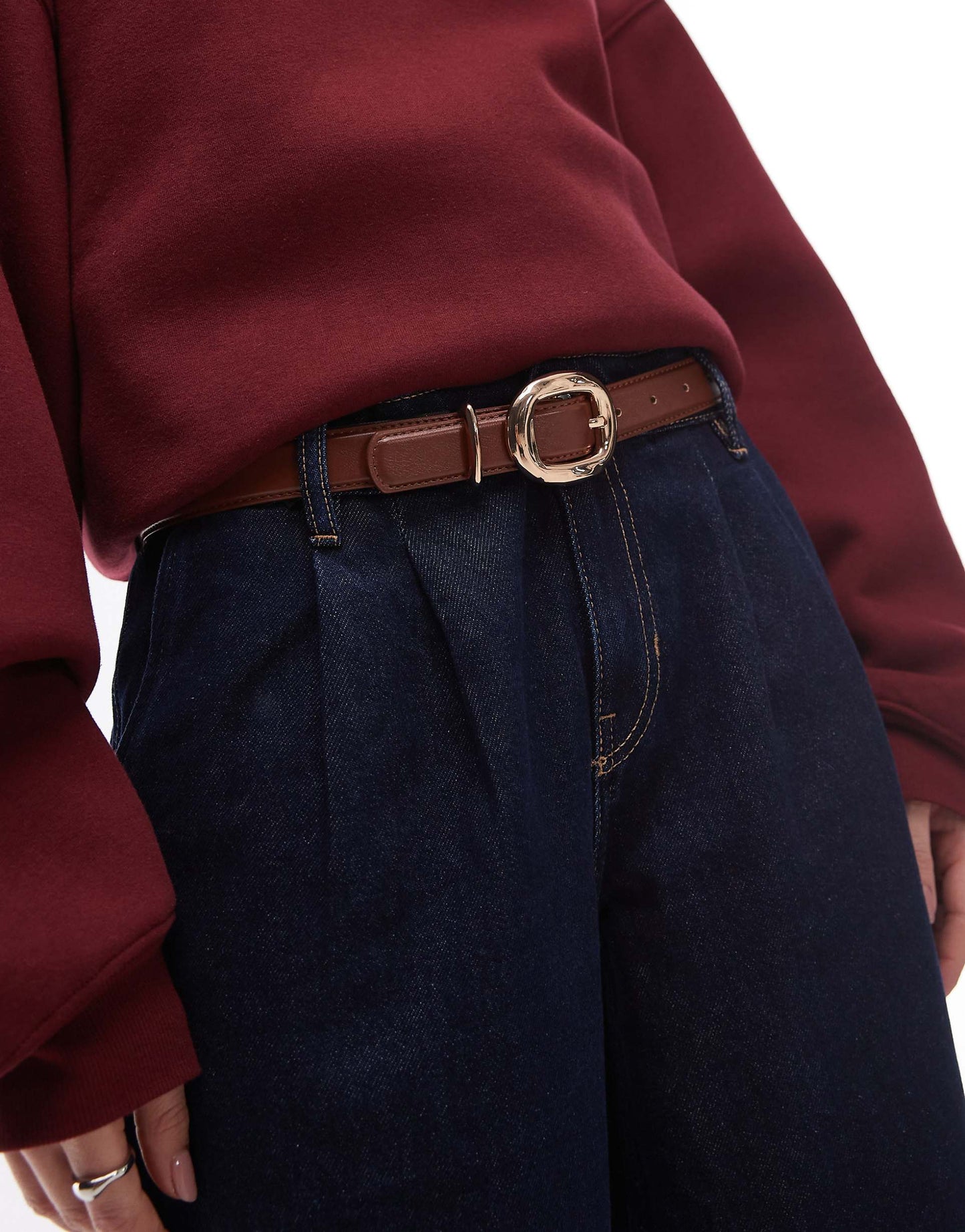 Round Buckle Belt