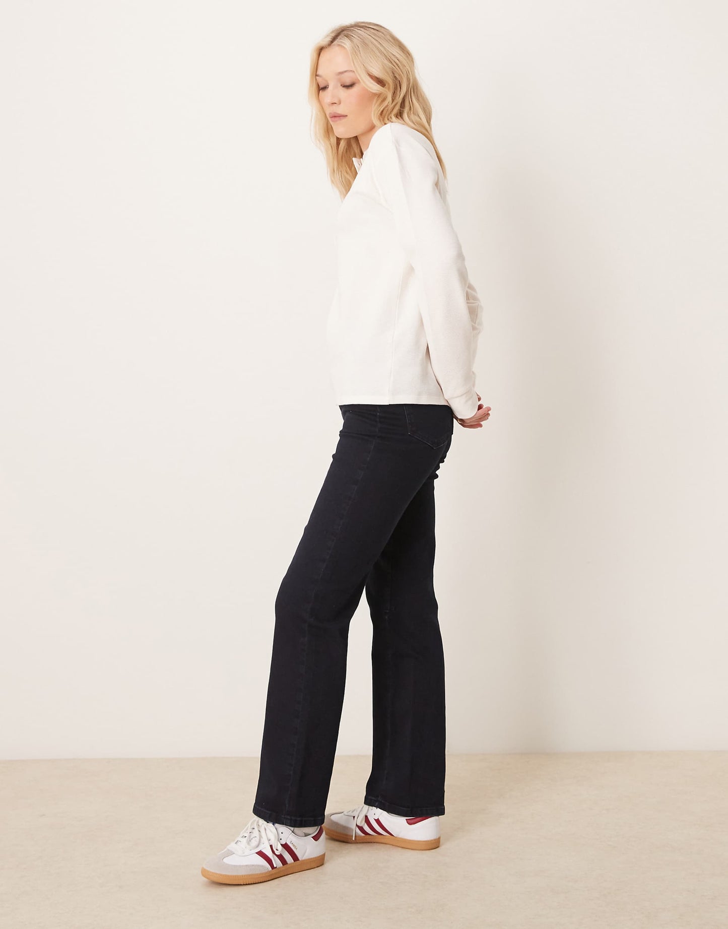 Comfort Stretch Straight Leg Jean With Twisted Seam