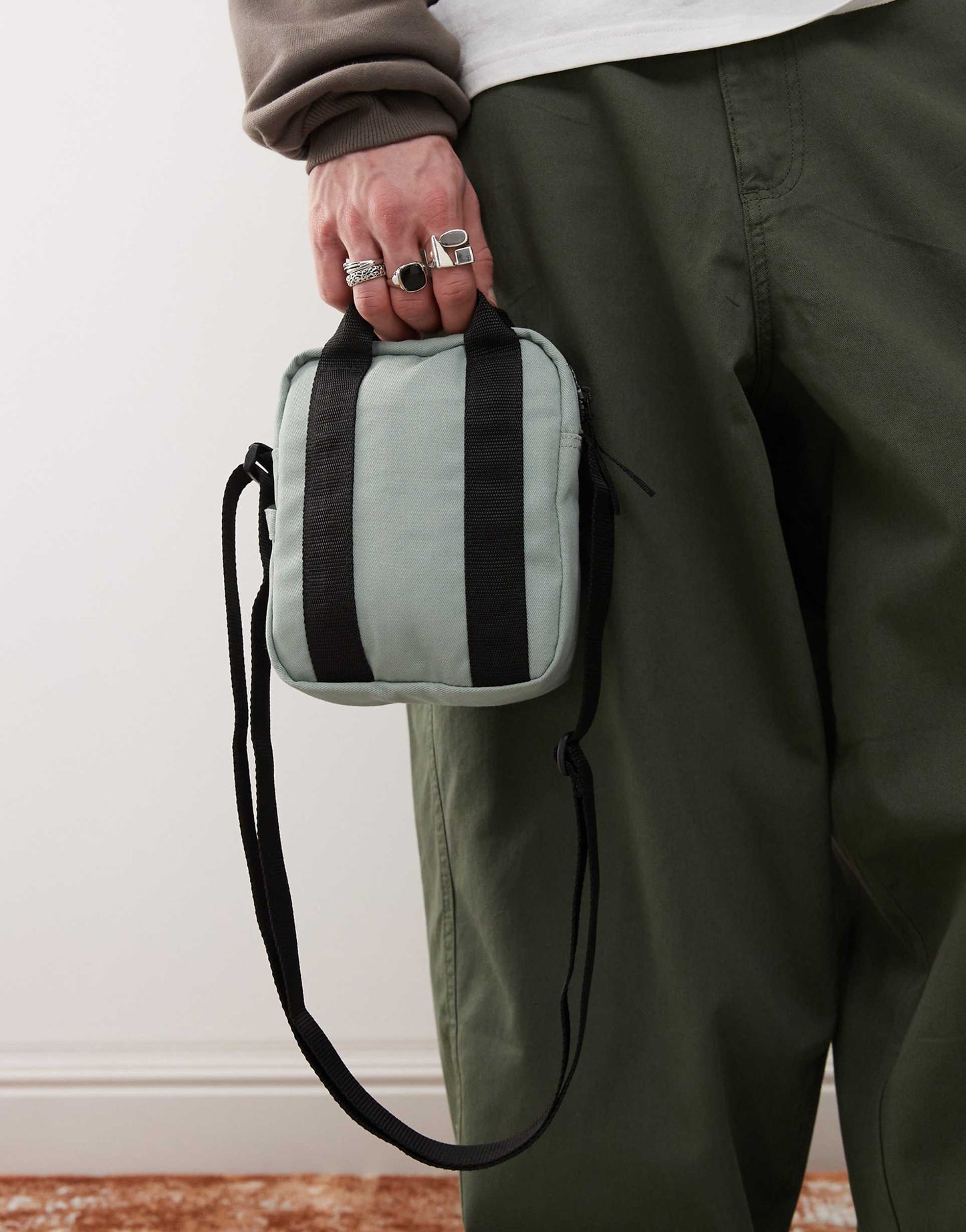 Moreauville Cross Body Bag
