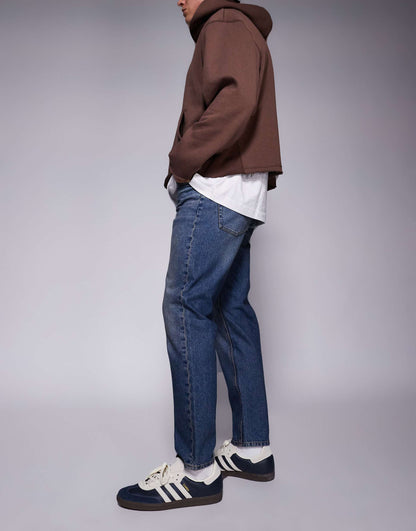 Tapered Fit Jeans