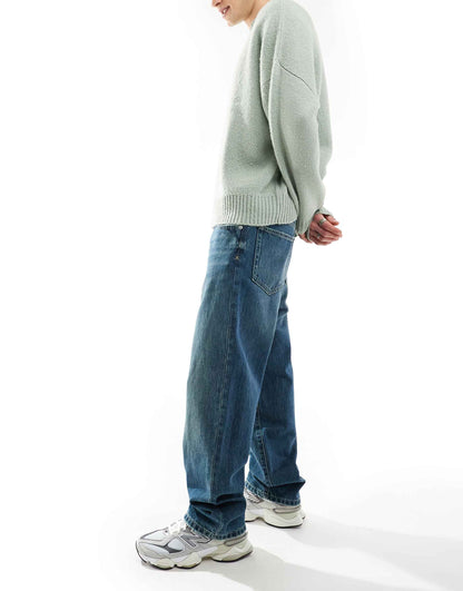 Loose Fit Jean