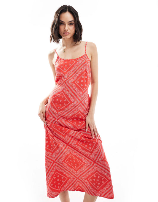 Strappy Scoop Neck Maxi Slip Dress