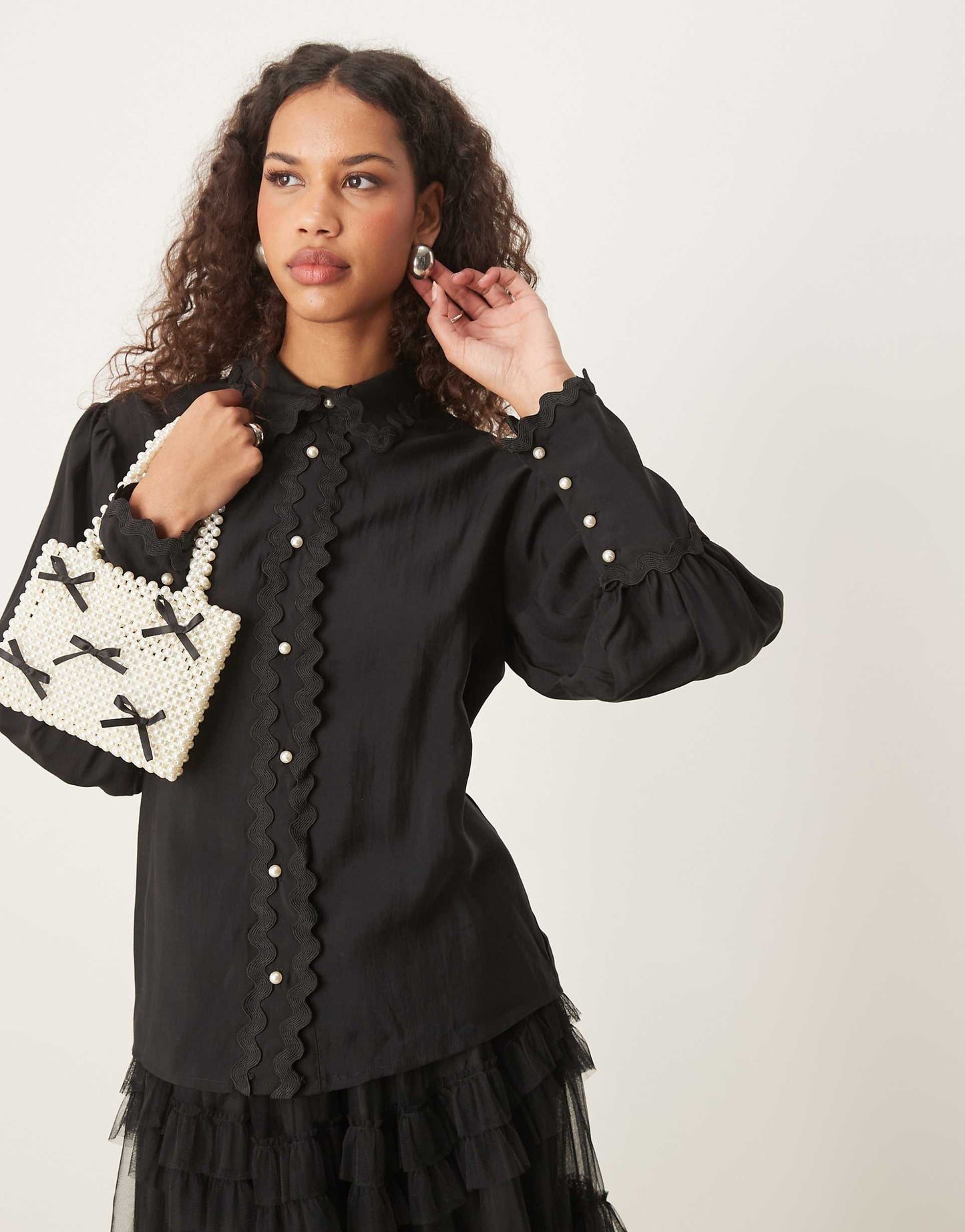 Contrast Trim Blouse