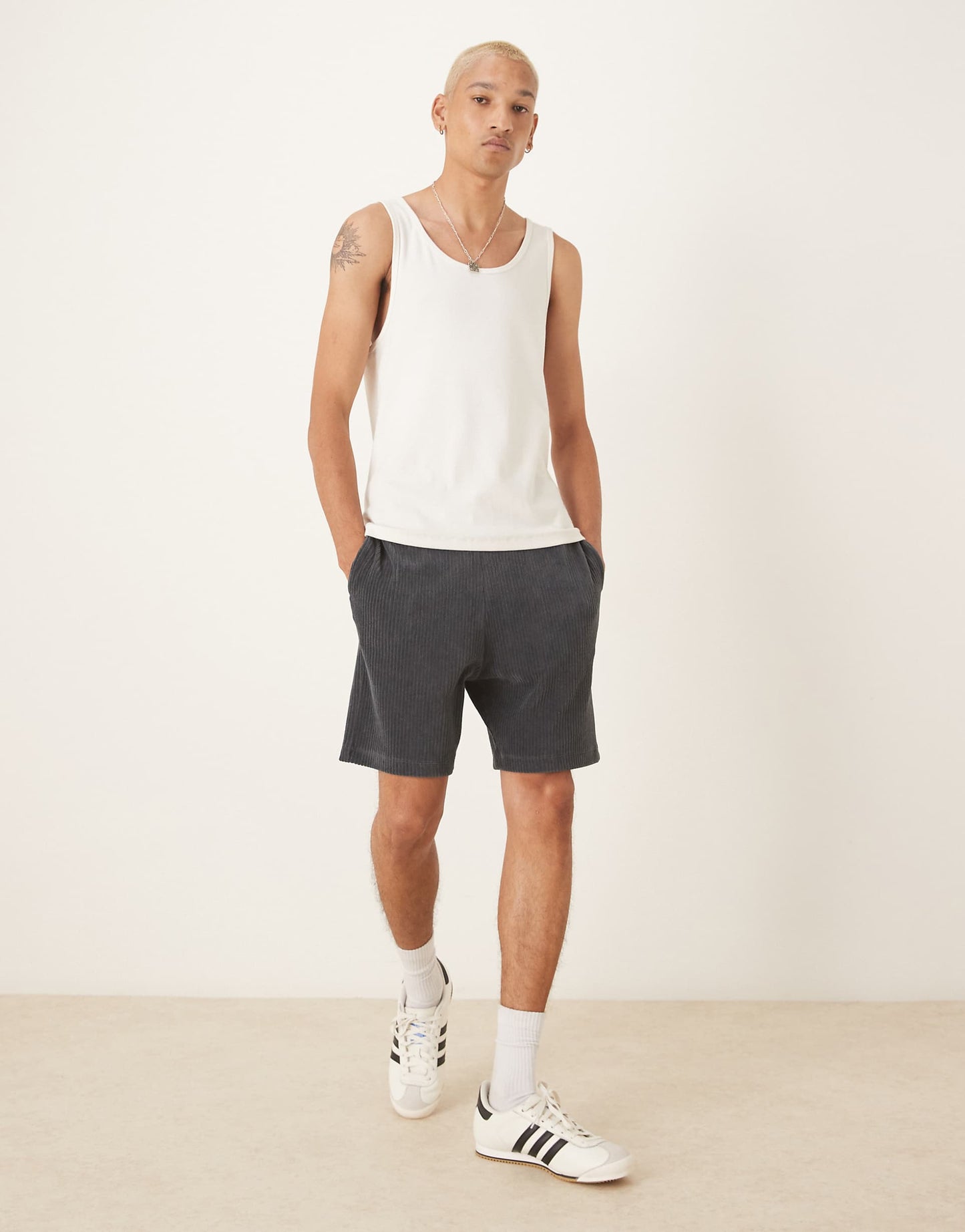 Oversized Ribbed Velour Short