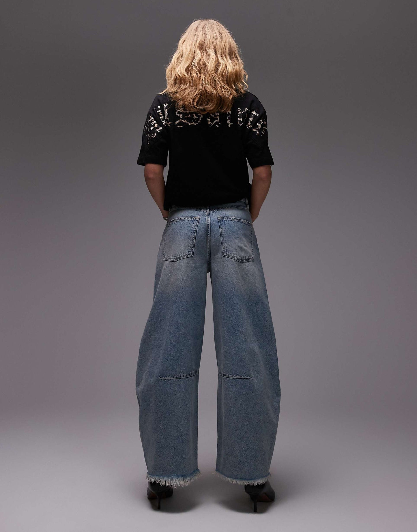 Jett Barrel Jeans