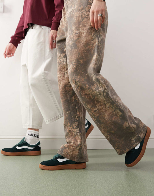 Cruze 3.0 Suede Trainers