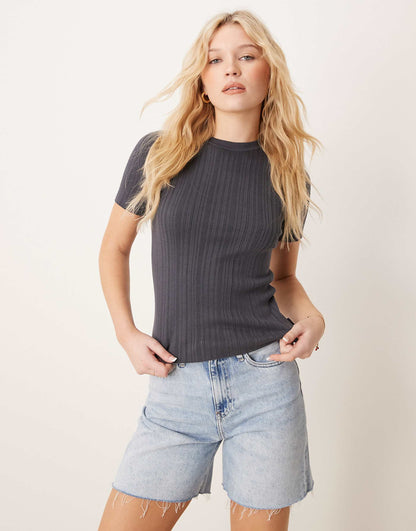 Ribbed T-Shirt