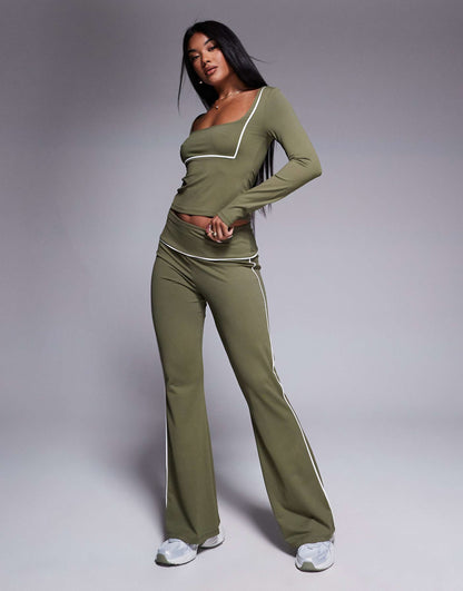 Contrast Binding Flare Legging Co Ord