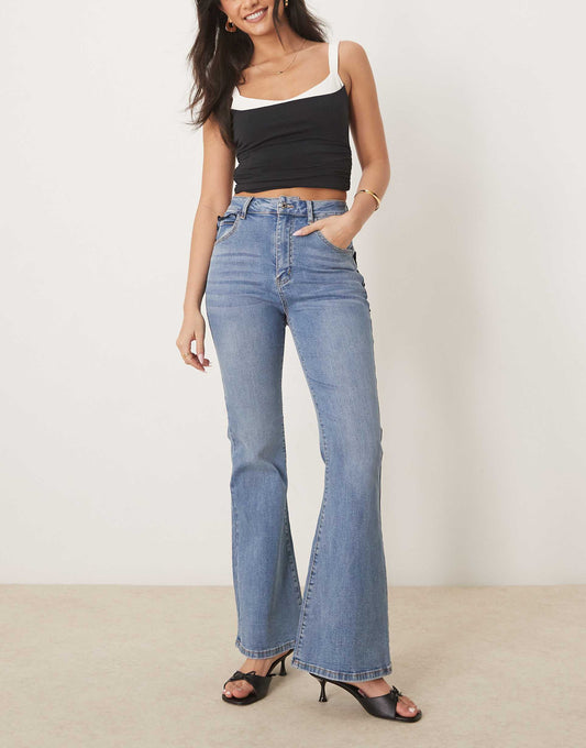 Flared Scallop Jeans