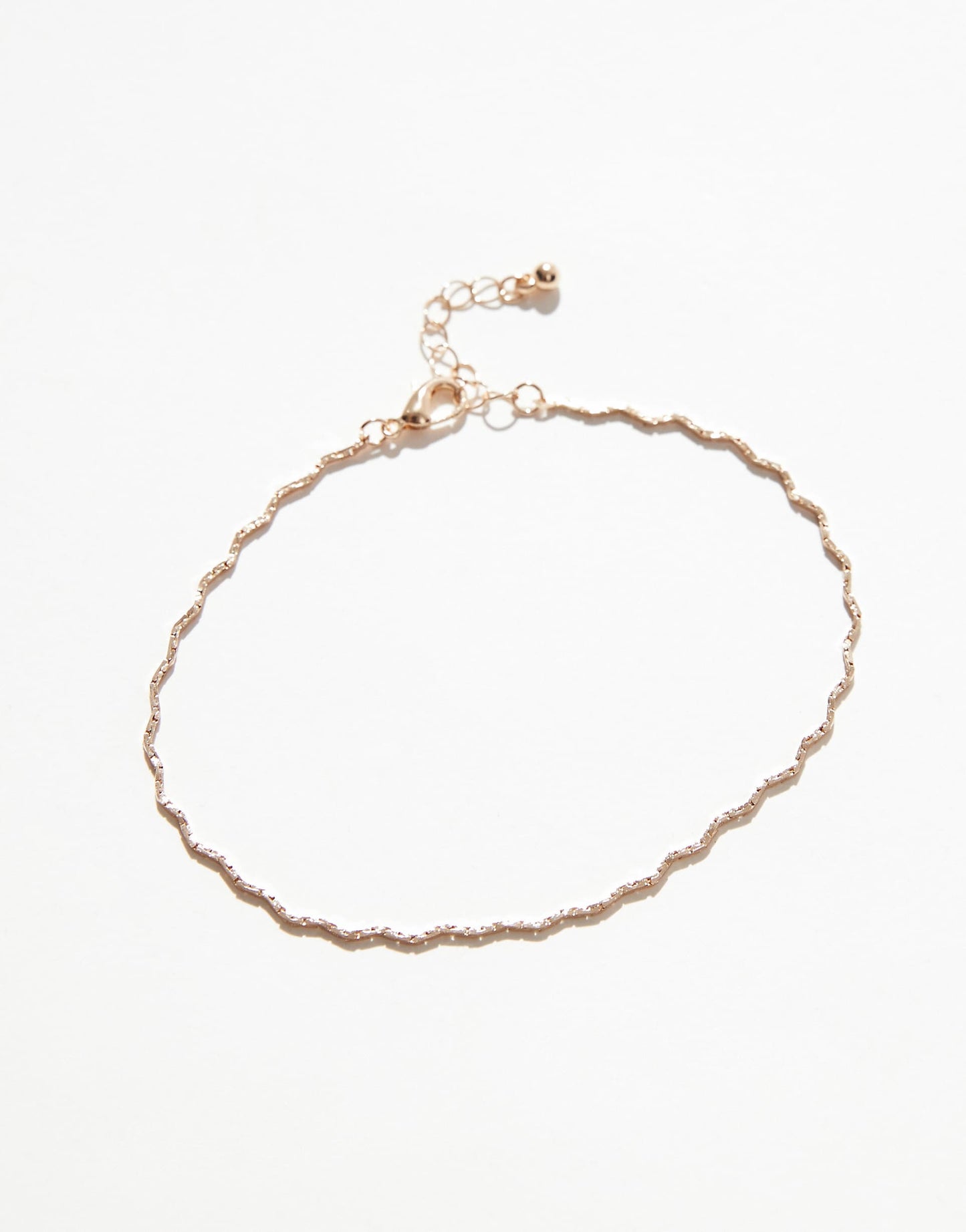 Anklet With Wiggle Detail