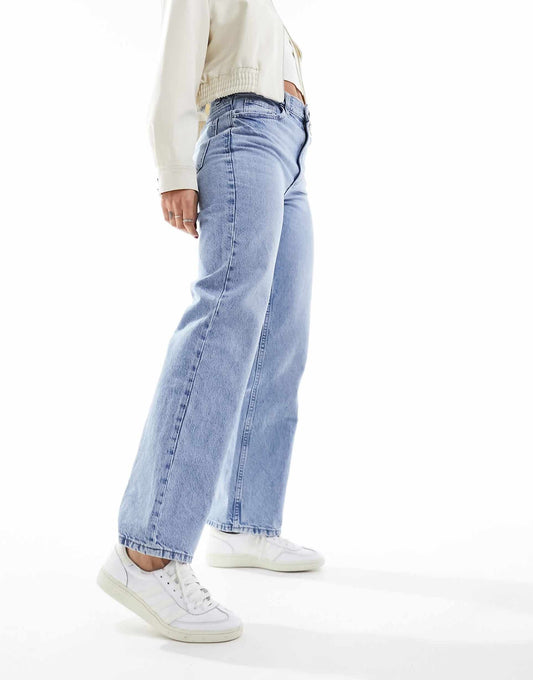 Straight Leg Jeans