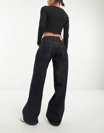 Roomy Wide Leg Low Rise Jeans