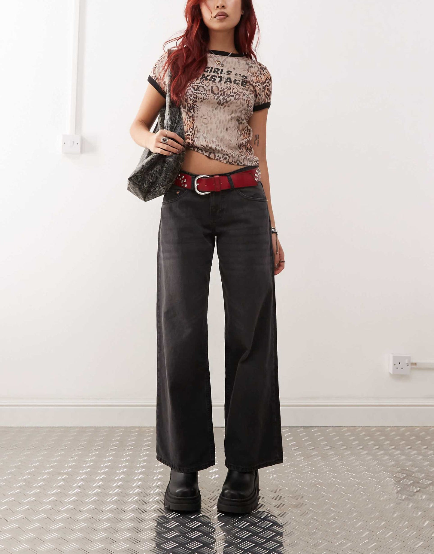 Roomy Wide Leg Low Rise Jeans