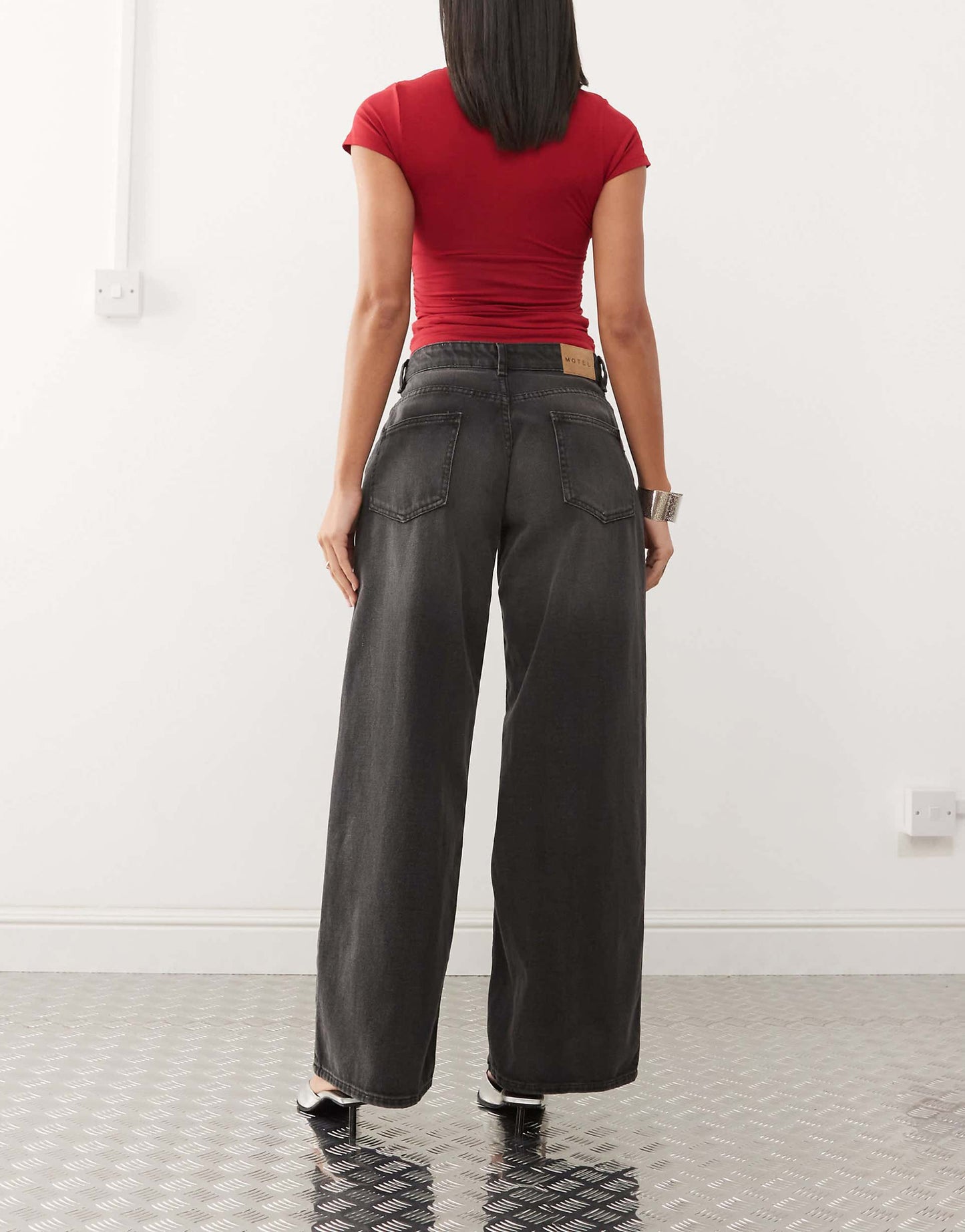 Roomy Extra Wide Low Rise Jeans