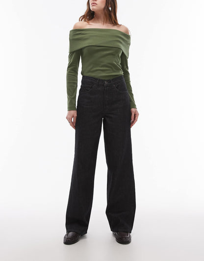 Mid Rise Loose Fit Jean