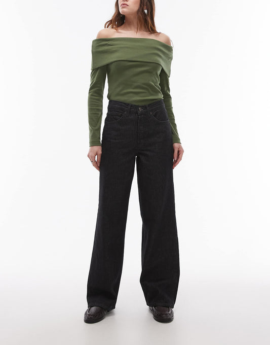 Mid Rise Loose Fit Jean