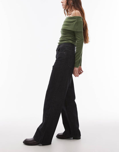 Mid Rise Loose Fit Jean