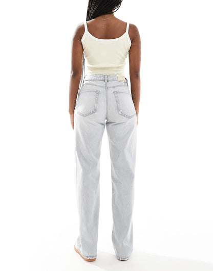 D92 Wide Leg Dad Jeans