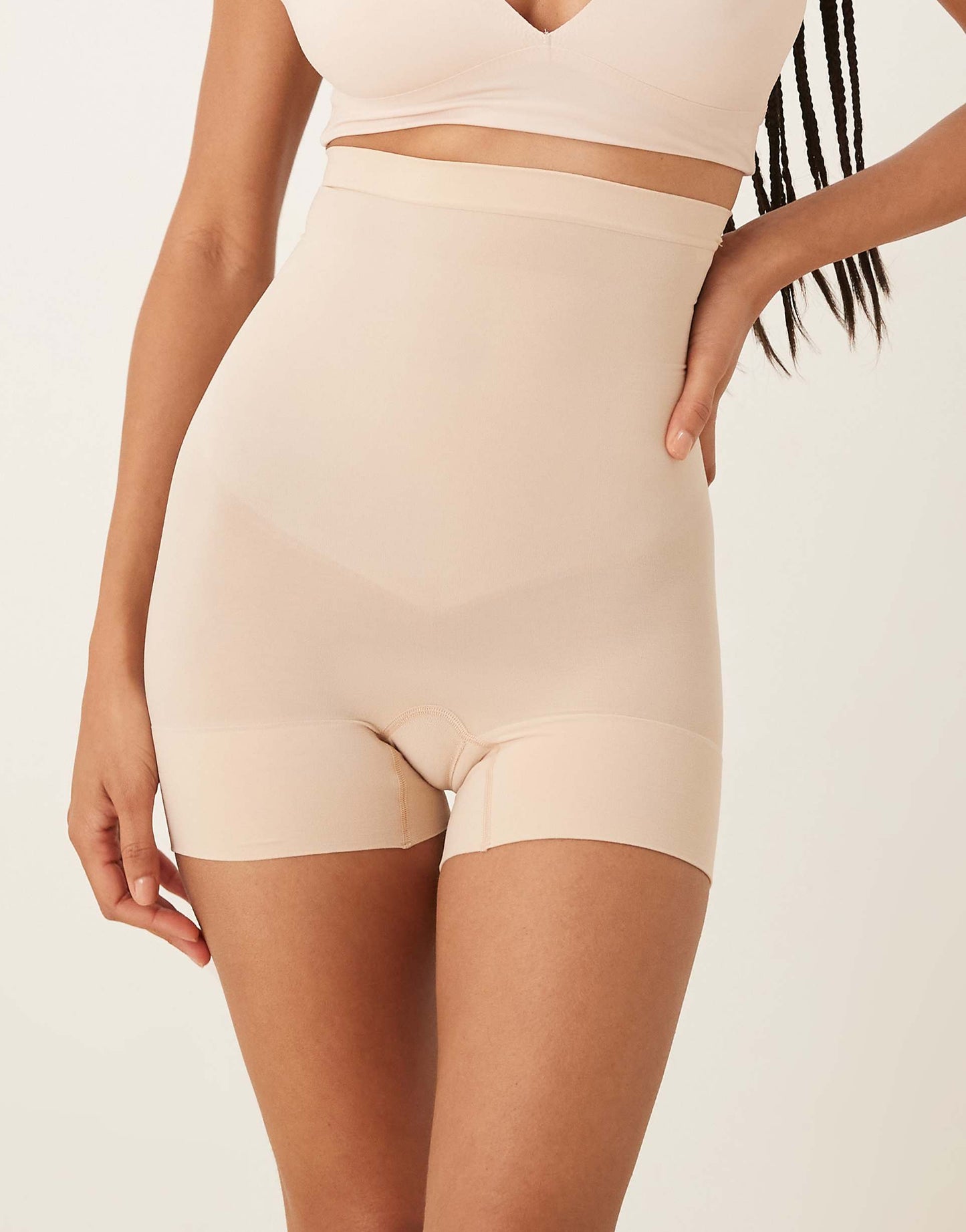 Everyday Seamless Shaping High Waisted Short